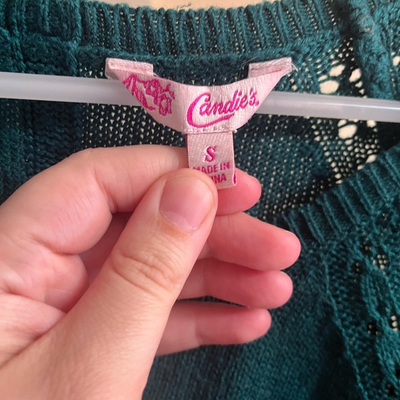 GREEN LONG SLEEVE SWEATER SIZE SMALL OBO - Picture 4 of 4